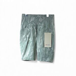 Lululemon NWT Swift Speed High Rise Short 8’ In Teal Size 4